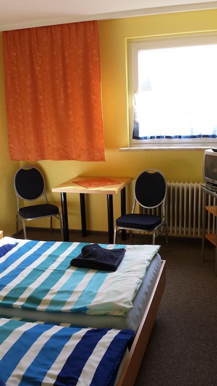 Hotel Kenner Treff Chambre photo