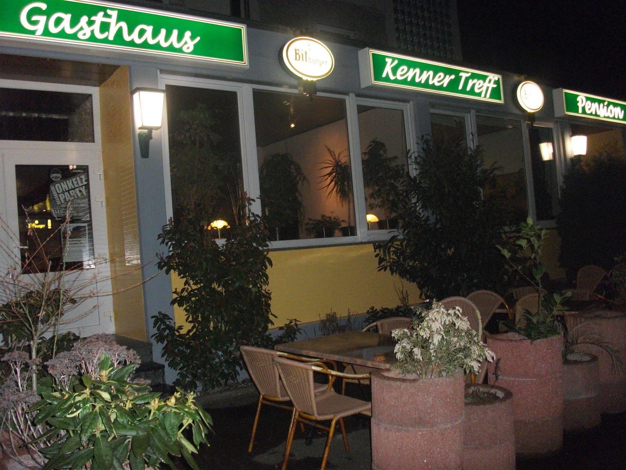 Hotel Kenner Treff Extérieur photo